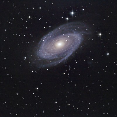 M81_001